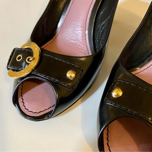 Louis Vuitton Lambskin Pumps - Picture 8 of 11